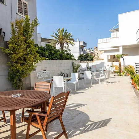Bed & Breakfast La Gemma Del Salento Rooms&apartments